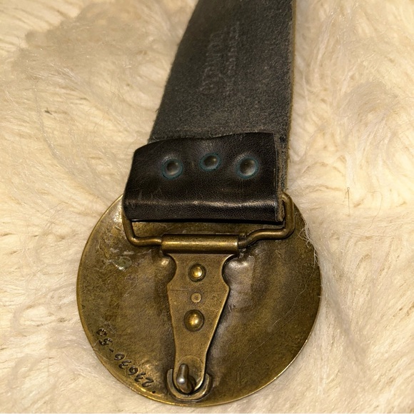 VTG CYDWOQ Distressed Wide Leather Belt w/Floral Boho Buckle #23636-50 36”-37” - Picture 4 of 16